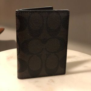 Bifold Coach Wallet